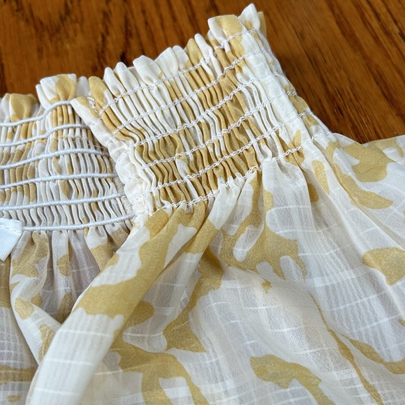 Bucket List gold and cream chiffon blouse. Animal print, sheer, size Large. - Picture 3 of 14